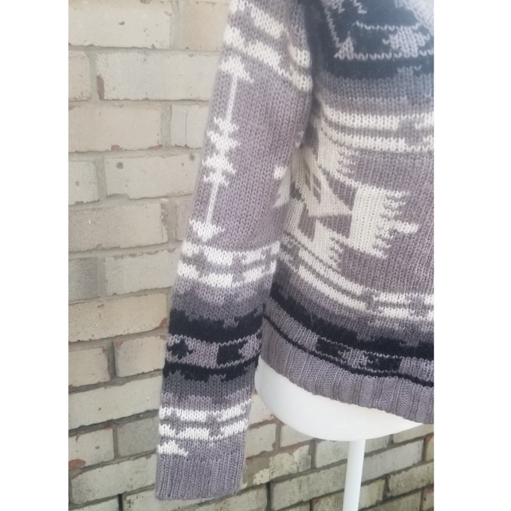 Roxy Aztec Print Crew Neck Sweater - Picture 3 of 7